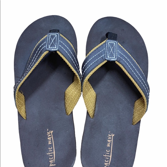 Pacific Wave mens flip flops size 10/11 - Picture 1 of 3